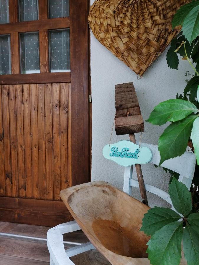 Mezőkövesd Menta Apartman מראה חיצוני תמונה